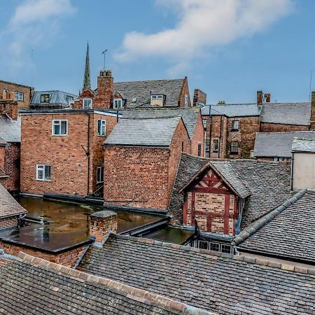 Pass The Keys 5C Charming Town Centre Apartment With Roof Top Views Shrewsbury Bagian luar foto