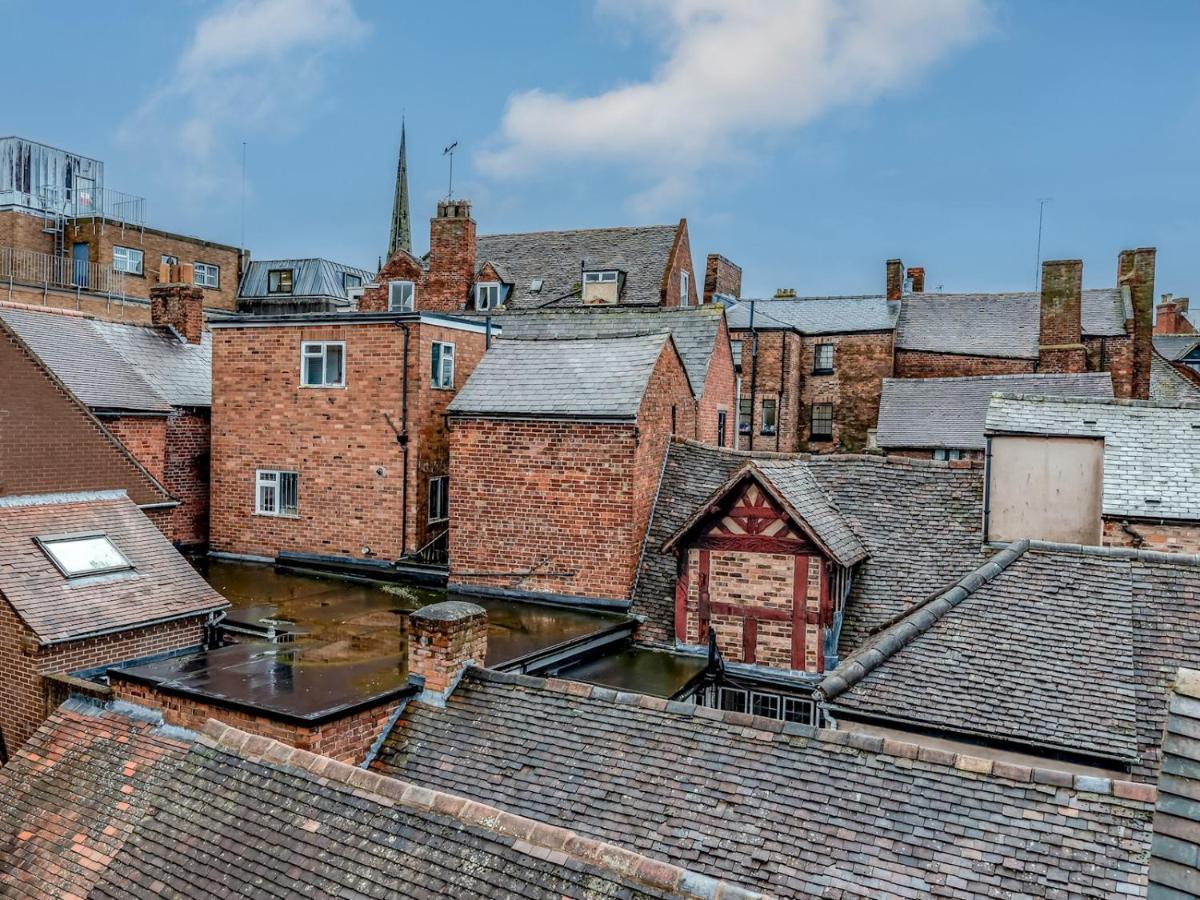 Pass The Keys 5C Charming Town Centre Apartment With Roof Top Views Shrewsbury Bagian luar foto